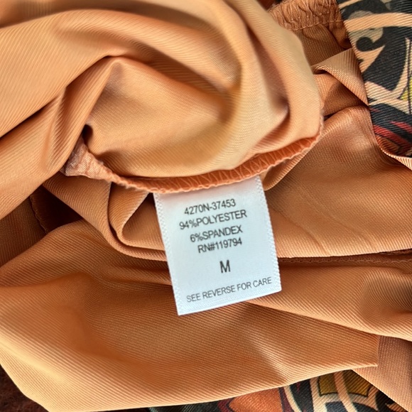 One World cold-shoulder blouse - Picture 8 of 9